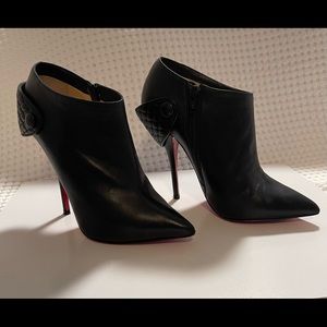 Christian Louboutin Nappa Huguette ankle boot
